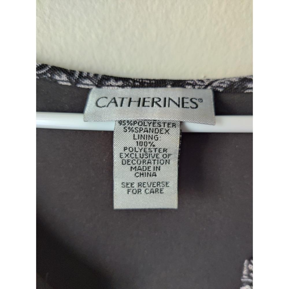 Catherines Blouse Tunic Black/White Bandana Like Print Size 1X - Picture 3 of 5